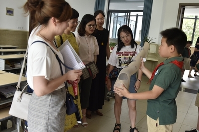 绍兴市综合实践活动课程“儿童模拟博物馆”主题活动在荷花小学举行